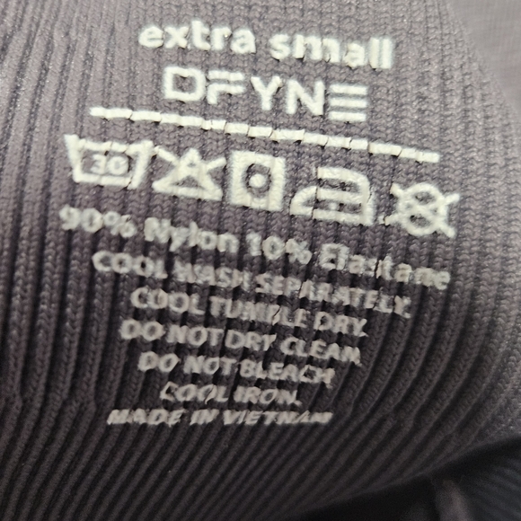 Bundle Of 4 DFYNE Dynamic Scrunch Booty Compression Leggings Womens Size XS - Picture 7 of 13